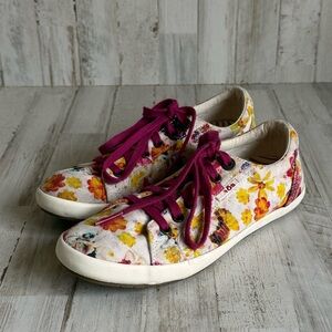 Women’s Taos Shoes Size 8.5